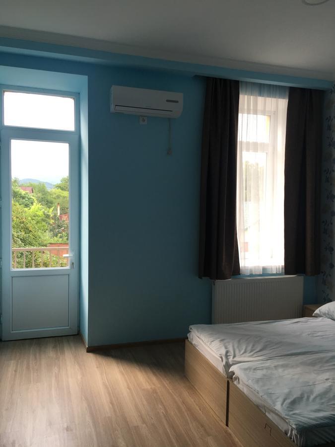 Kmg Hotel Khashuri Exterior photo